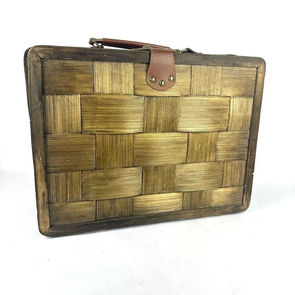 Vintage Woven Wood Picnic Basket Plaid Lined Folding Handle Storage Basket